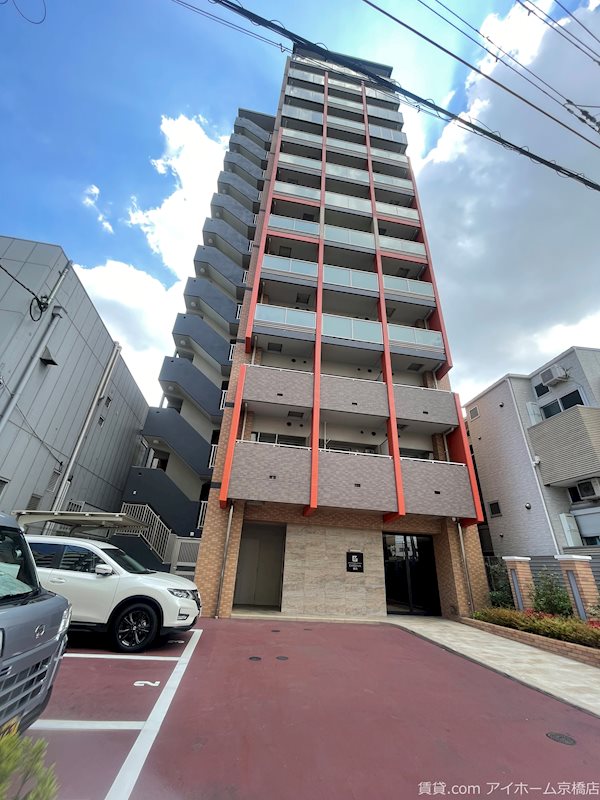 大阪市鶴見区茨田大宮のマンションの建物外観