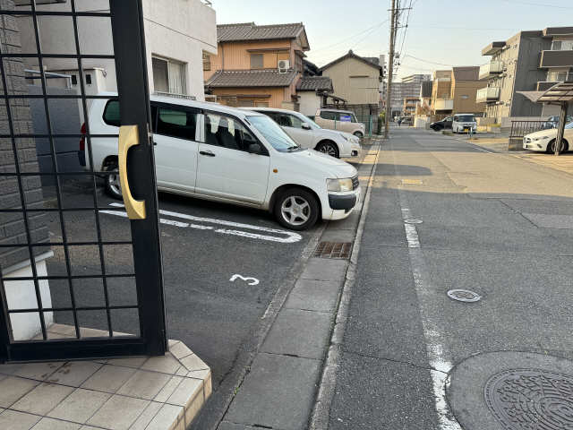 【第３ニッチェル大橋の駐車場】