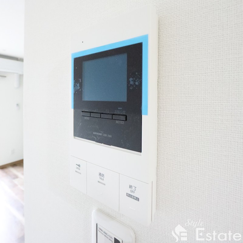 セキュリティ　モニター付きインターホン