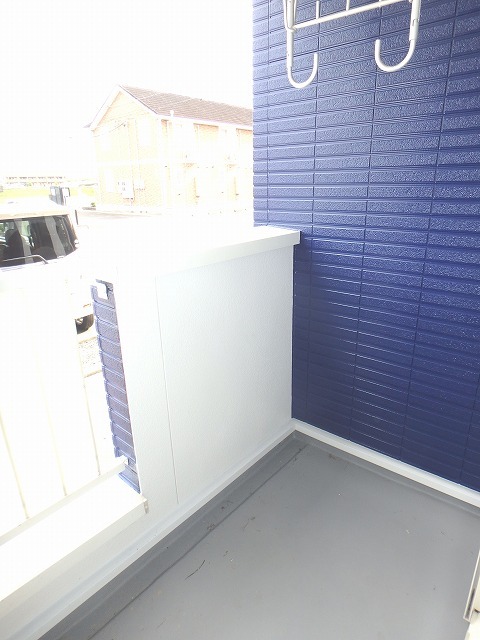 バルコニー　南向きで日当たり良好