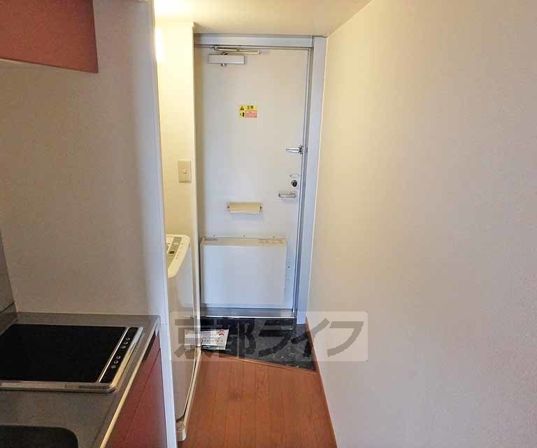 レオパレス曽我部の玄関写真