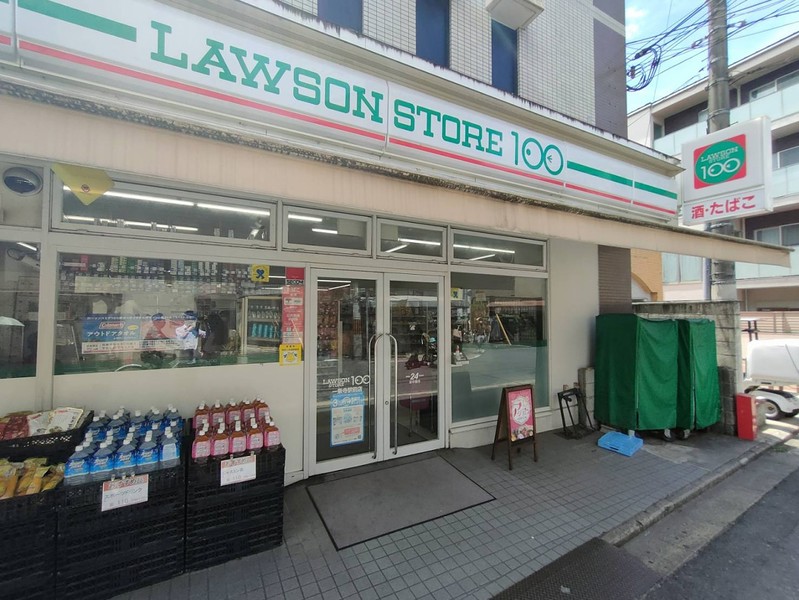 コンビニ　ローソンストア100一乗寺駅前店（コンビニ）まで32m