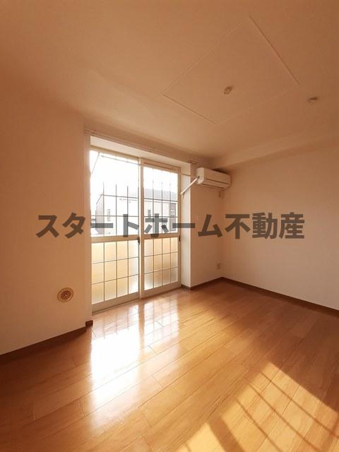 居室・リビング　ゆったりとした居間です