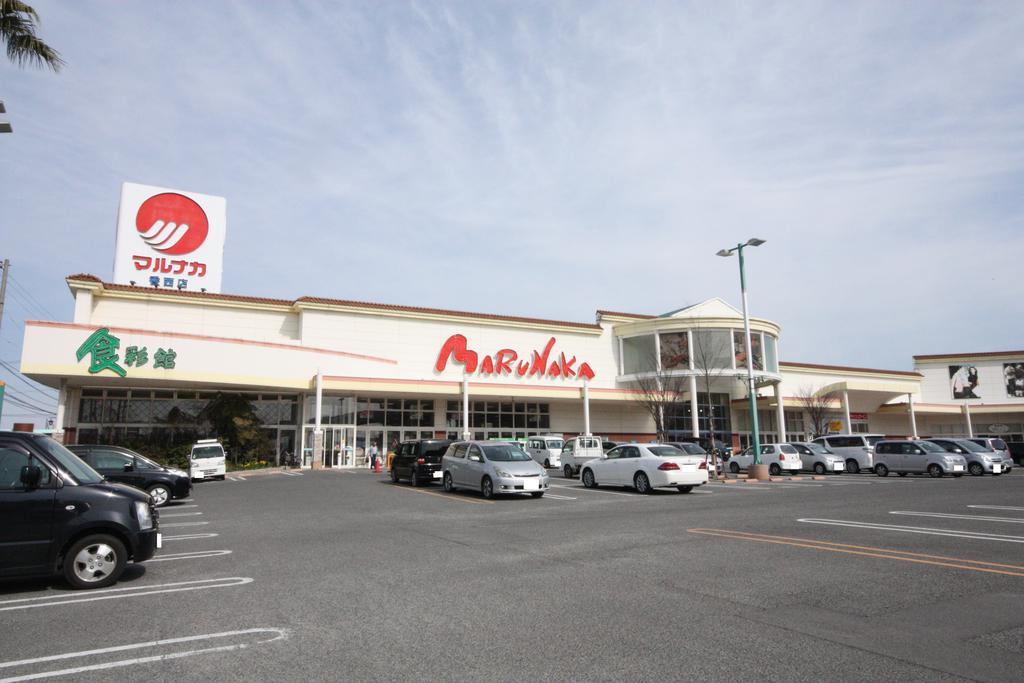 スーパー　マルナカ郷東店（スーパー）まで709m