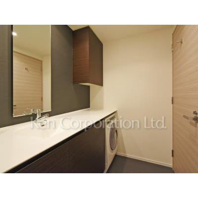 洗面設備　同タイプ19階のお部屋を撮影。仕様が異なることがあります。