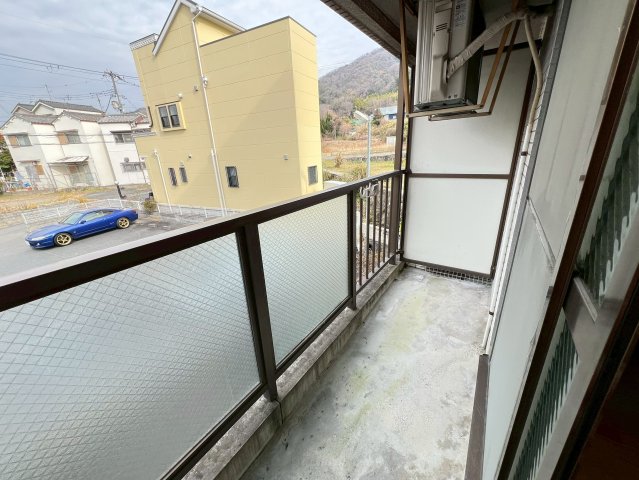 バルコニー　落ち着いた時間を過ごせるバルコニーです