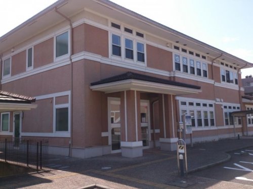 病院　はるひ野内科クリニック（病院）まで421m