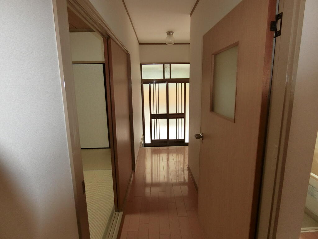 原口町 貸家の玄関写真