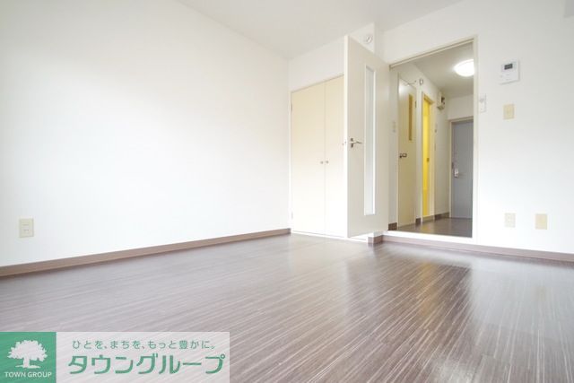 居室・リビング　★お部屋探しはタウンハウジング稲田堤店まで★