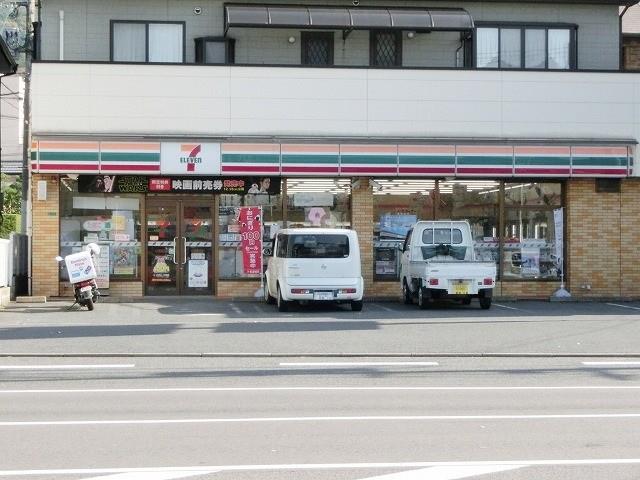 コンビニ　セブンイレブン小倉足立店（コンビニ）まで470m
