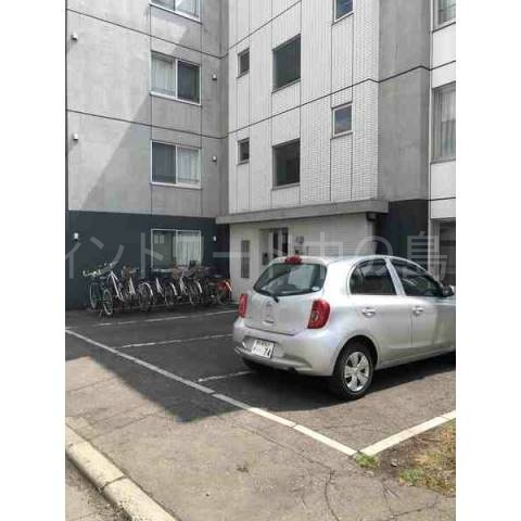 駐車場　詳細は、ウィンドワード中の島店までご相談下さい。