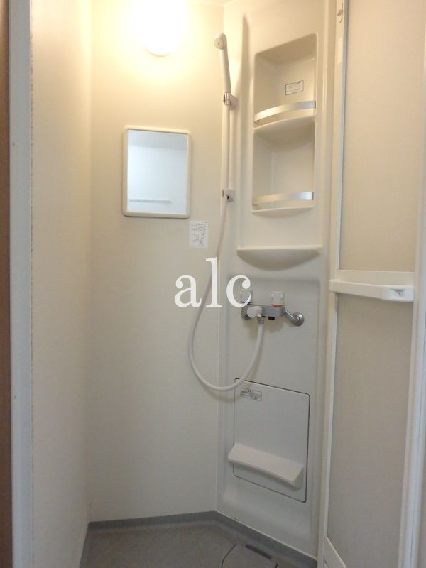 バス・シャワールーム　お料理しやすいキッチンです