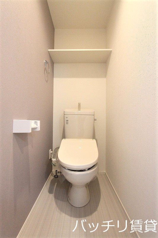 トイレ　同型タイプの為、現状を優先致します。