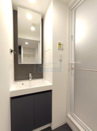 洗面設備　うれしい独立洗面台！