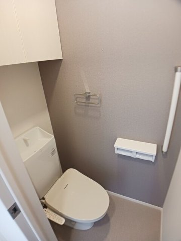 トイレ　シンプルで使いやすいトイレです