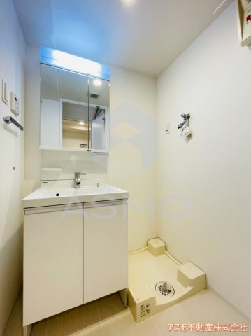 洗面設備　同マンション別部屋　参考写真