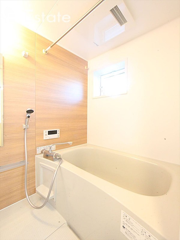 バス・シャワールーム　バスルーム