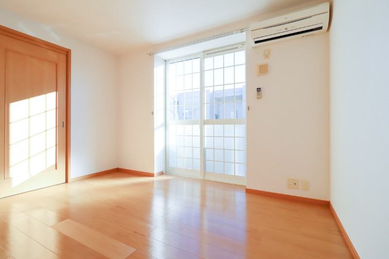 居室・リビング　図面と現状に相違がある場合には現状を優先