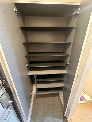 玄関　シューズボックス付きで玄関すっきり片付きます！お客様もスムー