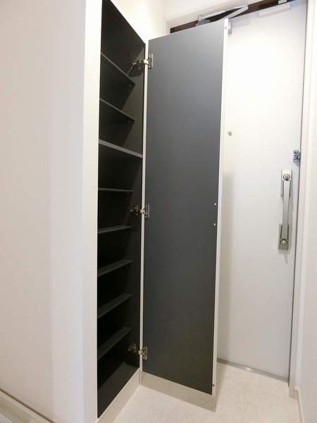 収納　シューズボックス