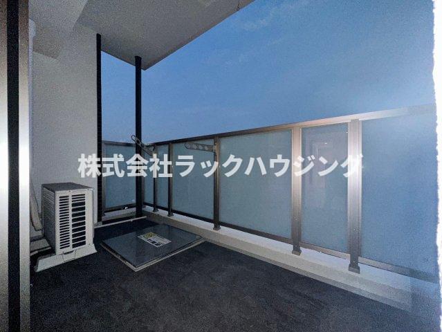 バルコニー　別階・別部屋写真使用