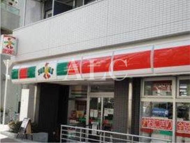 コンビニ　サンクス・新宿上落合店（コンビニ）まで415m