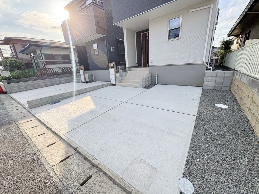 駐車場　駐車場