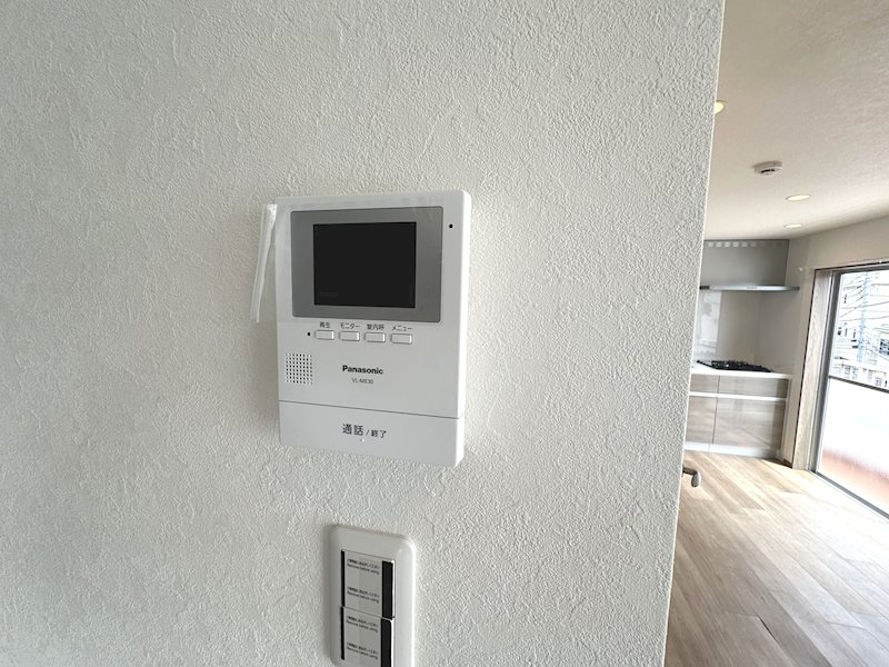 セキュリティ　モニターフォンで来客を確認できます