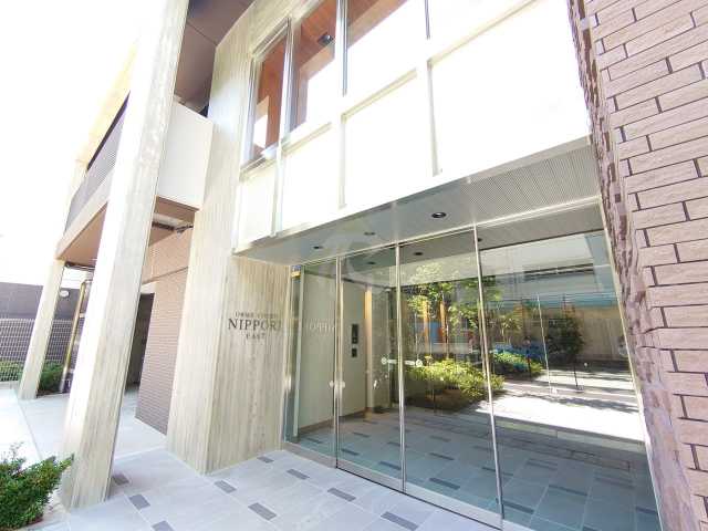 エントランス　ORME COURT NIPPORI EAST