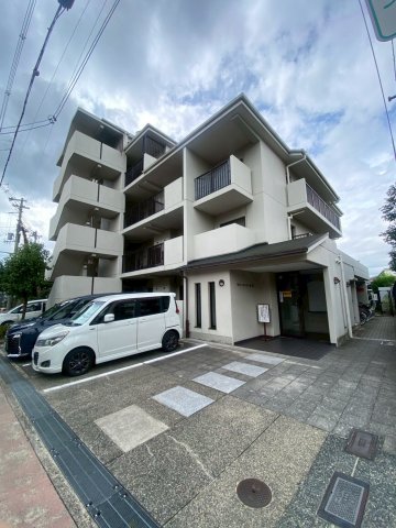 建物外観　３沿線利用可能　生活便利な立地の分譲マンション