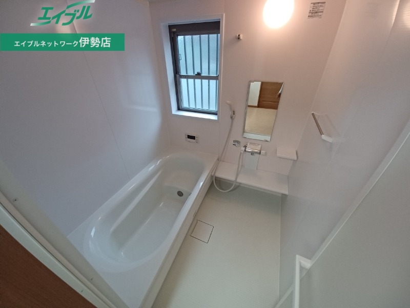 バス・シャワールーム　同型参照画像