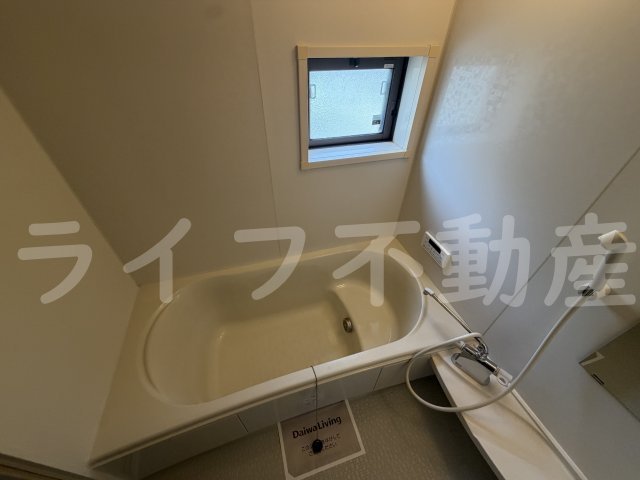 バス・シャワールーム　お風呂で日々の疲れを落としましょう