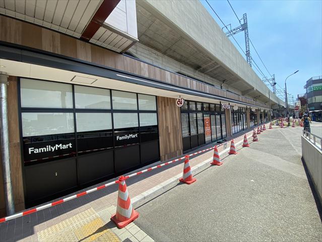 ショッピングセンター　EQIA谷塚（ショッピングセンター）まで878m