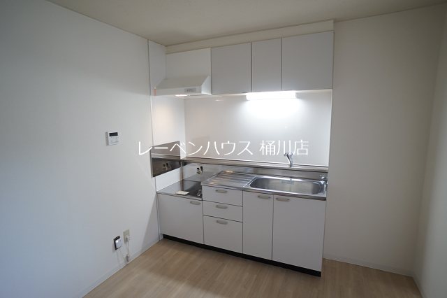 キッチン　レーベンハウス桶川店へ　048-787-5511