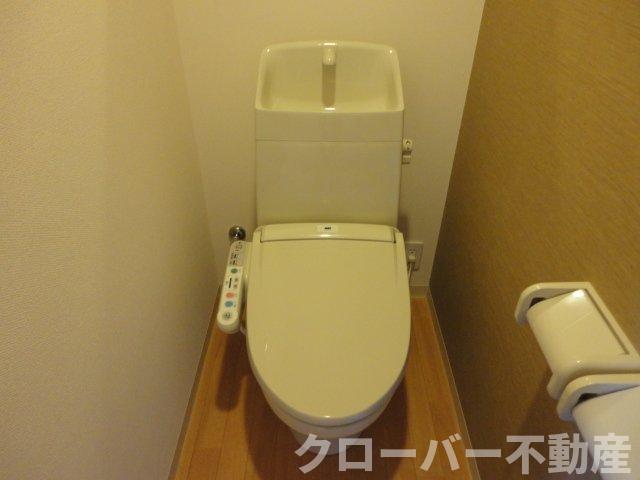 トイレ　シャワー付トイレ