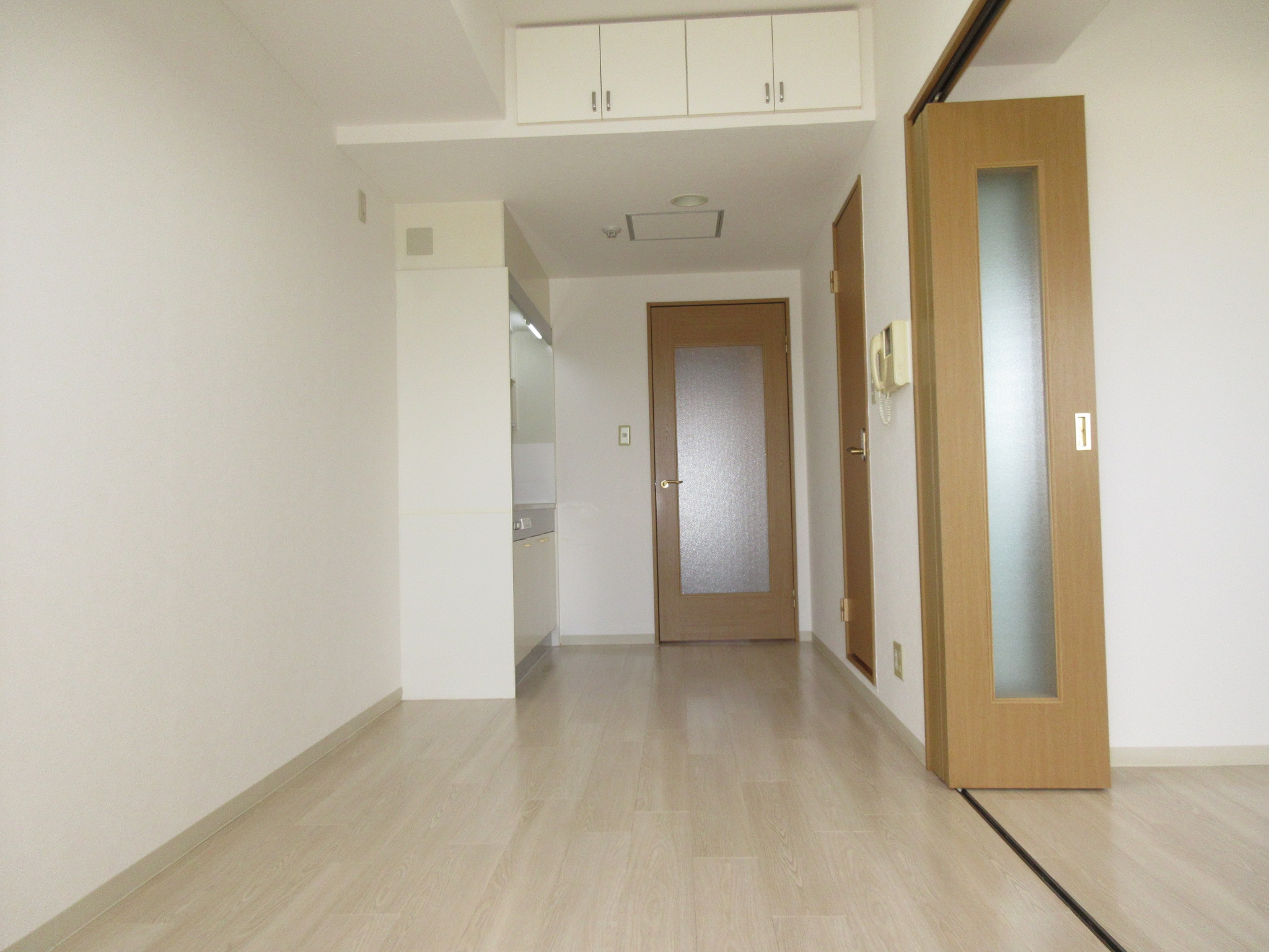 ＪＲおおさか東線 新加美駅 徒歩5分 9階建 築22年の居間写真