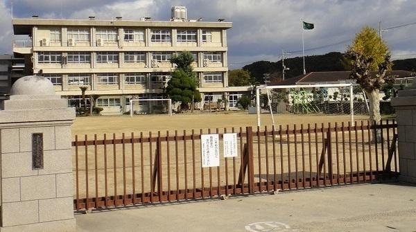 小学校　倉敷市立第四福田小学校（小学校）まで866m