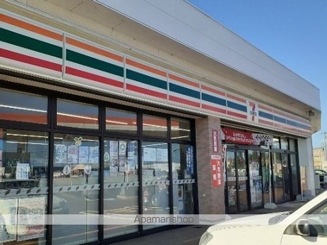 コンビニ　セブンイレブン富山四方荒屋店（コンビニ）まで500m