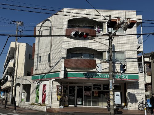 コンビニ　ローソン100（コンビニ）まで108m
