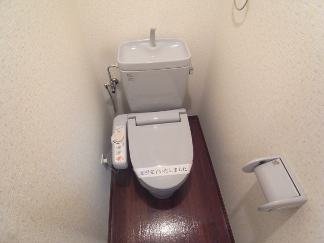 トイレ　同タイプの別部屋写真