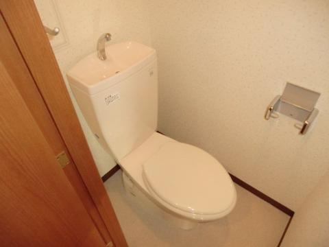 【セリバノーブルのトイレ】