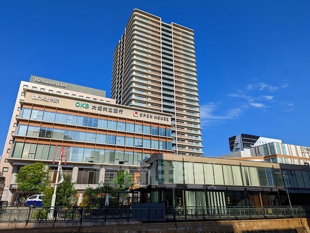 名古屋市中区栄のマンションの建物外観