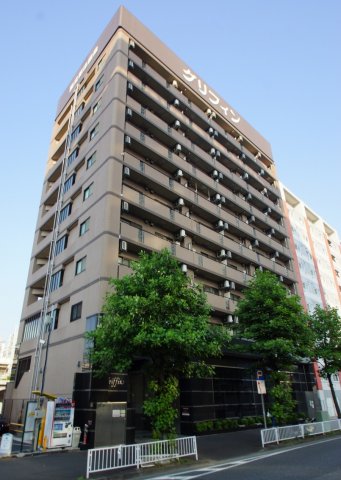 横浜市西区桜木町のマンションの建物外観