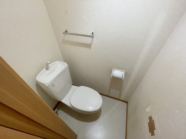 【藤井寺市津堂のアパートのトイレ】