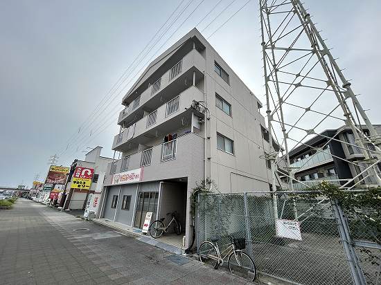 コーポNOZAKI4の建物外観