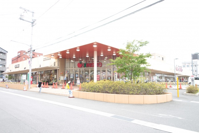 【大和高田市甘田町のマンションのスーパー】