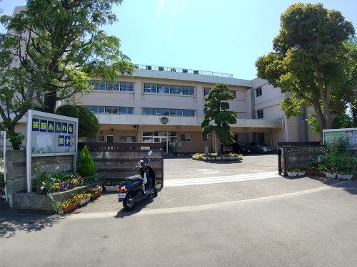 【ｃｈａｉｎｏｎ津田沼の小学校】