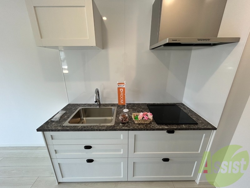 キッチン　コンロは２口あり、料理をするのも便利です