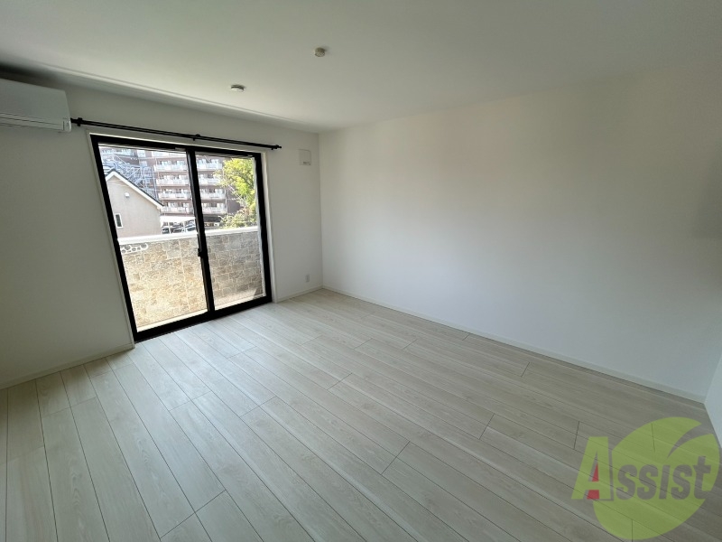 居室・リビング　広々とした１１．８帖のリビングでゆったり過ごせます。