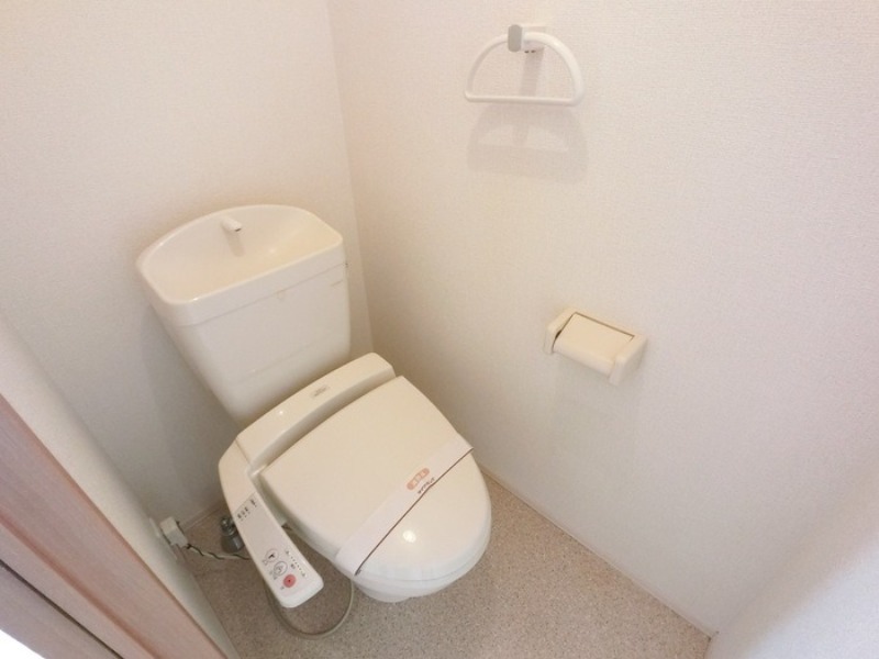 トイレ　図面と現状に相違がある場合には現状を優先